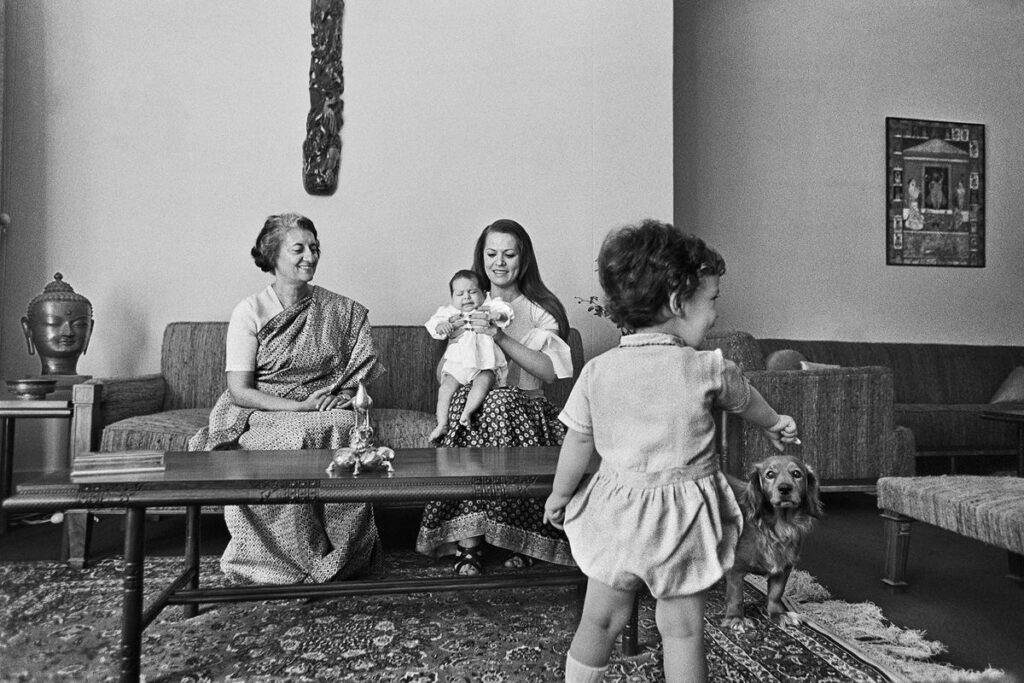 Raghu Rai photograph of Indira Gandhi with Sonia Gandhi and Childs