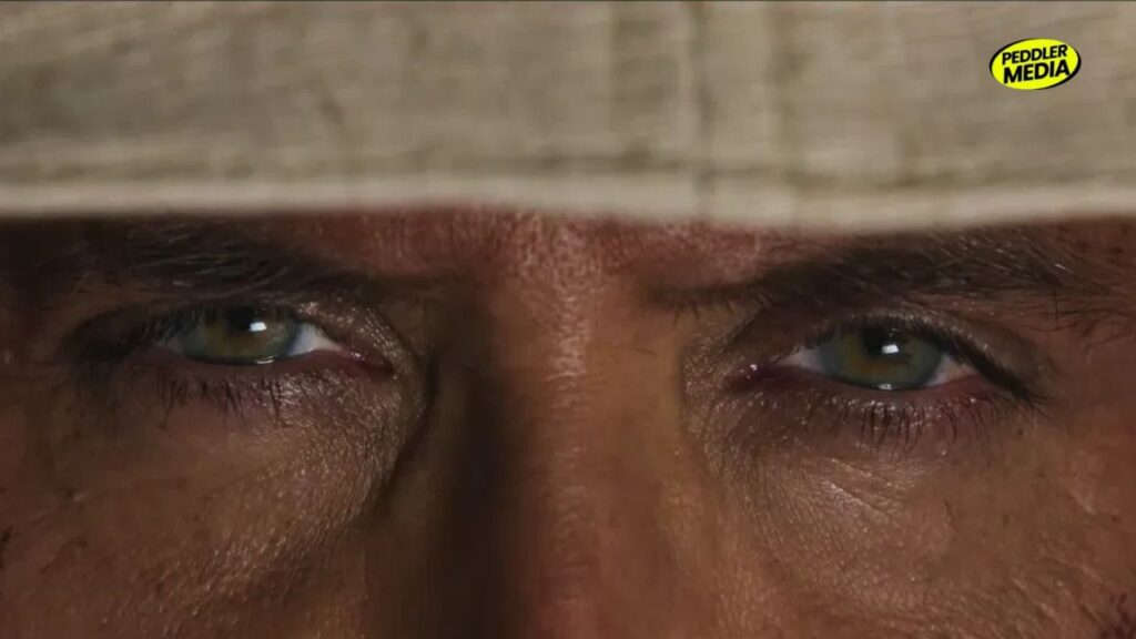 Hrithik Roshan's eyes in a close-up trailer glimpse of his Kabir Dhaliwal cameo in Alpha movie