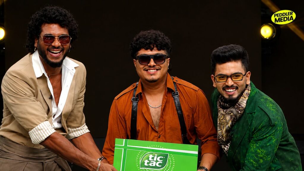 Dhadkan Rapper celebrates Performer of the Week with King and Paradox on MTV Hustle 5