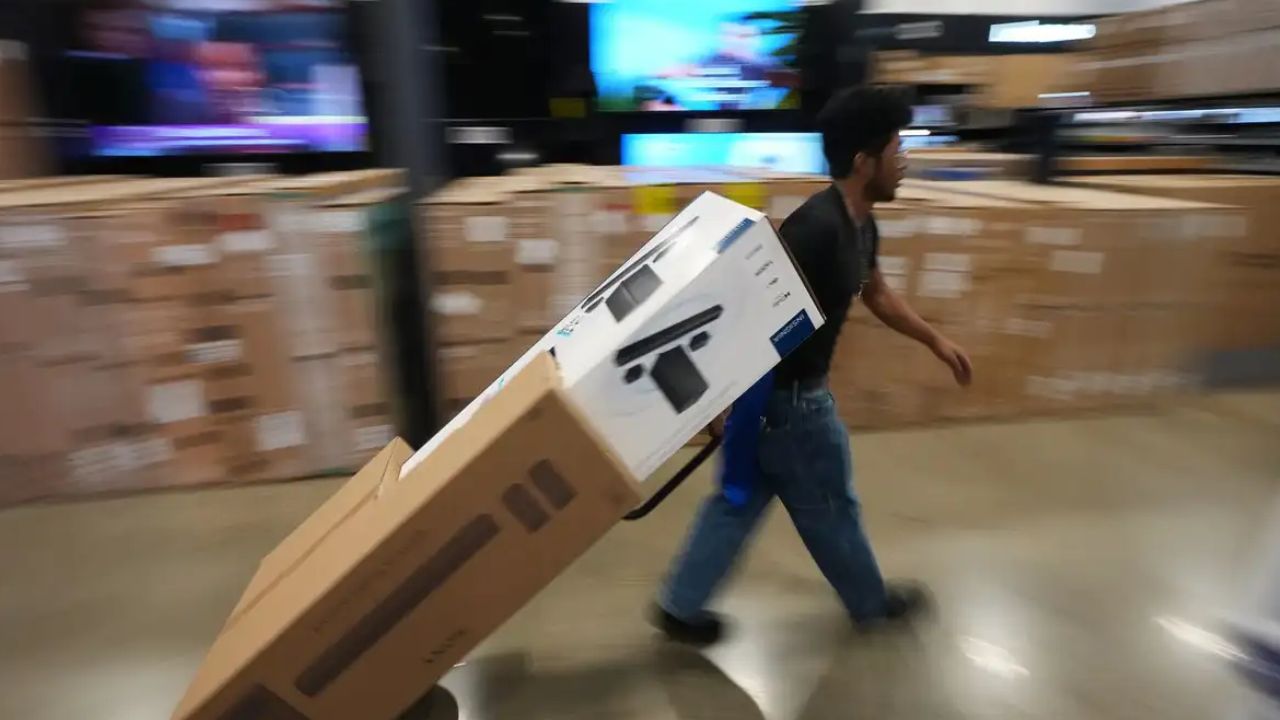 A professional Haryanvi in America shopping online to Shop Labor Day Sales for travel gear and lifestyle essentials.